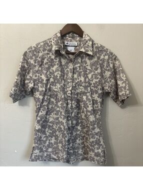 Columbia Womens Small Grey Floral Cotton Short Sleeve Button Up Shirt